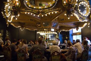 A Bar that spins